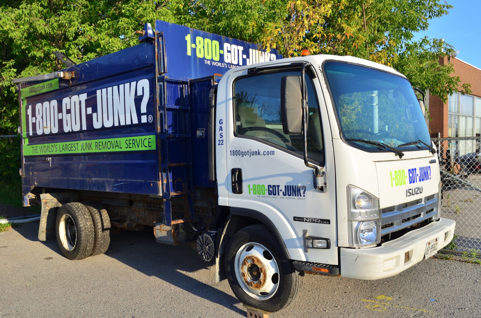 1-800-GOT-JUNK Truck